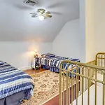 Large Hazleton Home With Hot Tub And Mountain Views!