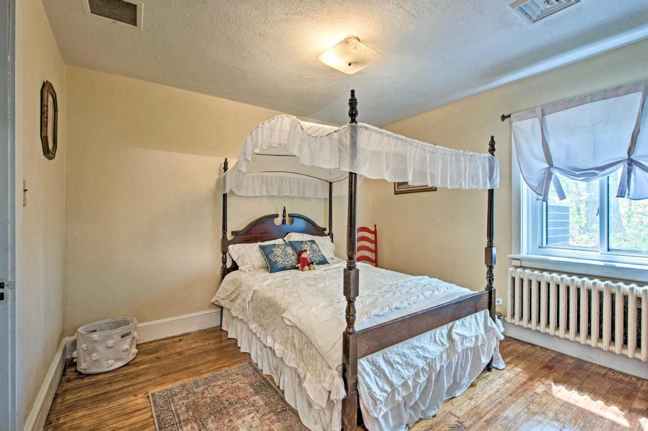Large With Hot Tub And Mountain Views! *