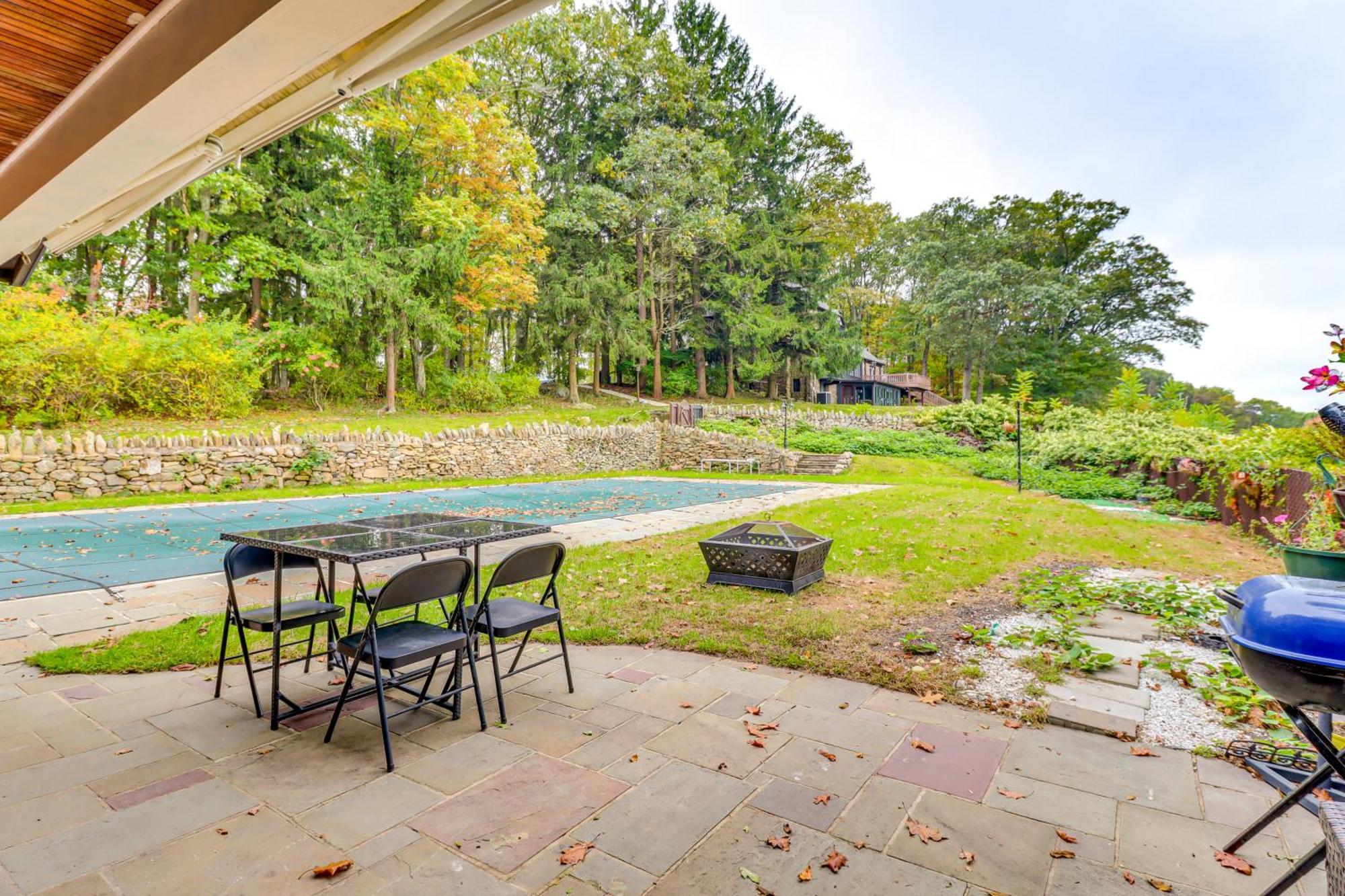 Large With Hot Tub And Mountain Views! * Hazleton
